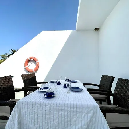 Estupenda Con Piscina Privada Y Wifi En