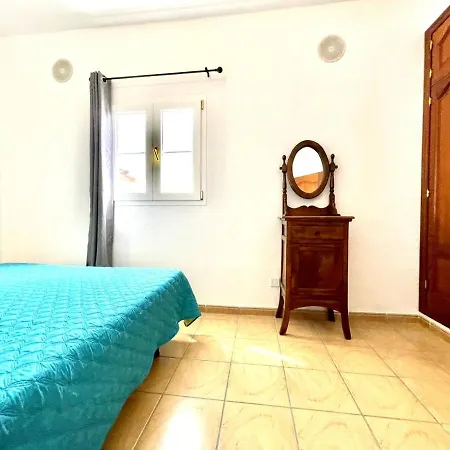 Estupenda Con Piscina Privada Y Wifi En Пуэрто-Калеро