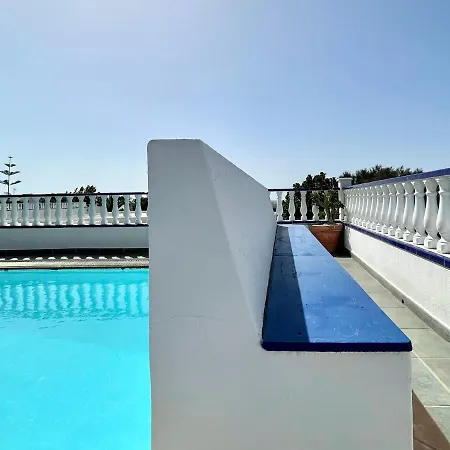 Estupenda Con Piscina Privada Y Wifi En