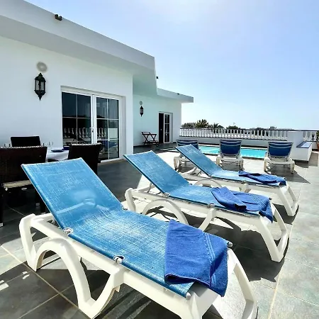 Villa Estupenda Con Piscina Privada Y Wifi En